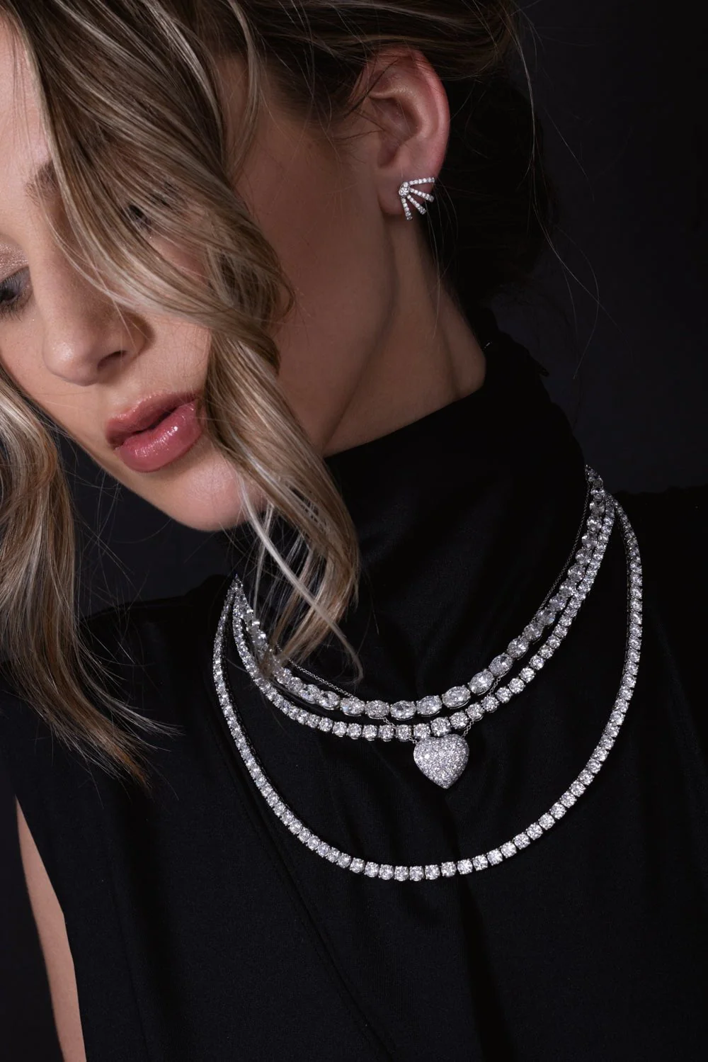Graduating Round Diamond Riviera Necklace - Image 4