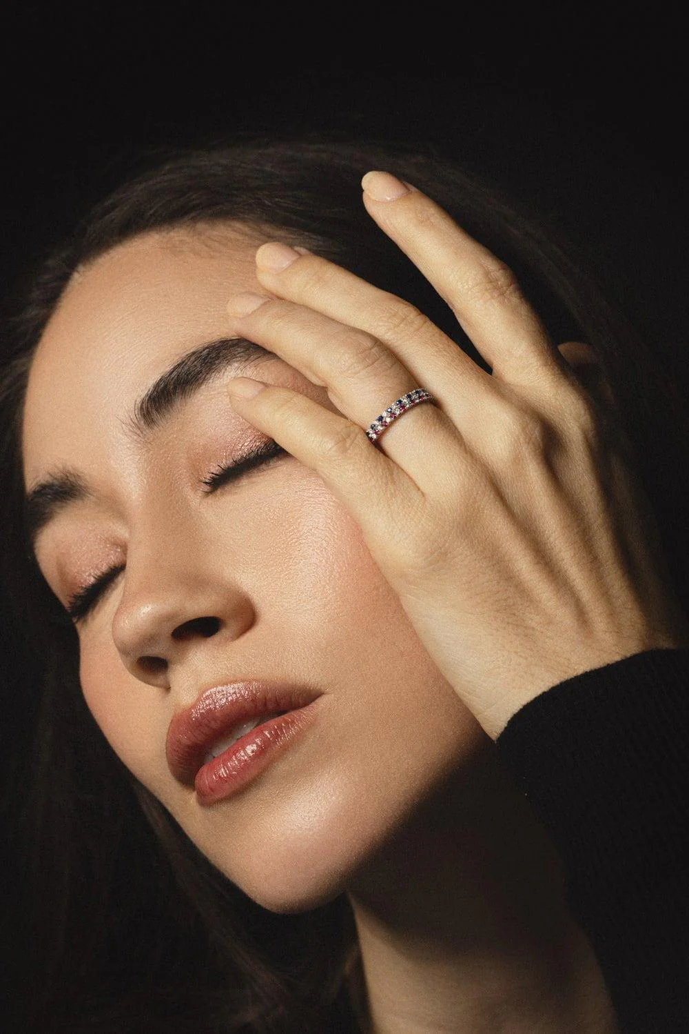 Slim Diamond Blue Sapphire Ring - Image 4