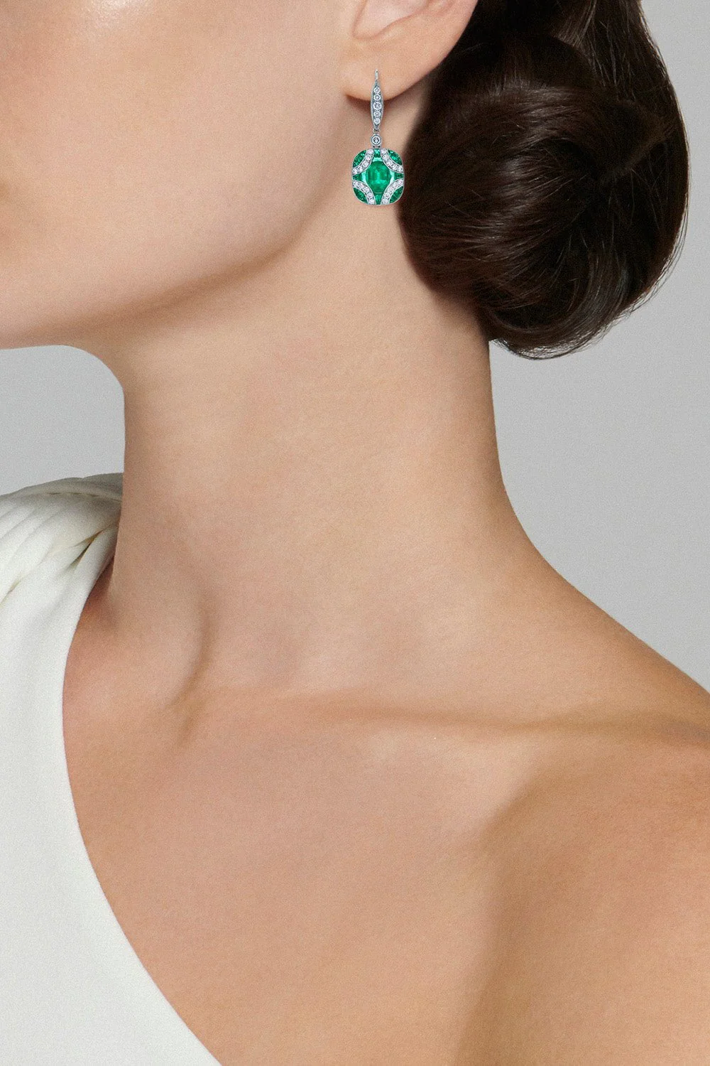 Small Argyle Emerald Diamond Drop Earrings - Image 2