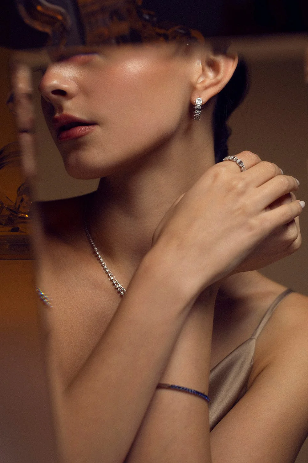 Sunburst Emerald Cut Hoop Earrings - White Gold - Image 3