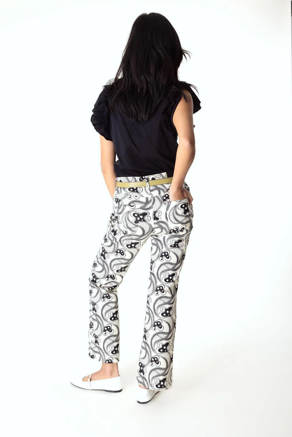 Cropped Flare Jean - Image 4