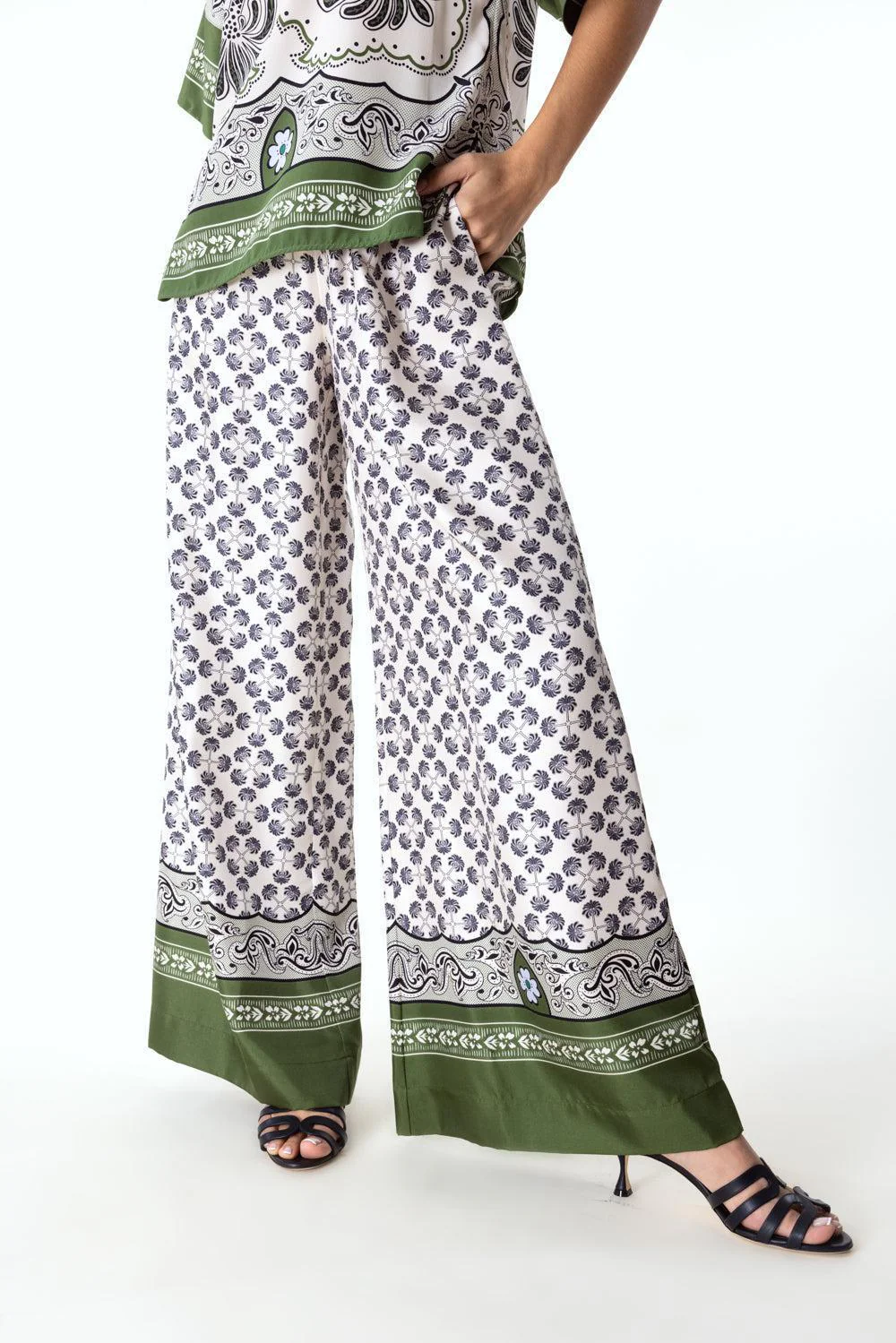 Palazzo Pants - Mirage Placee - Image 3