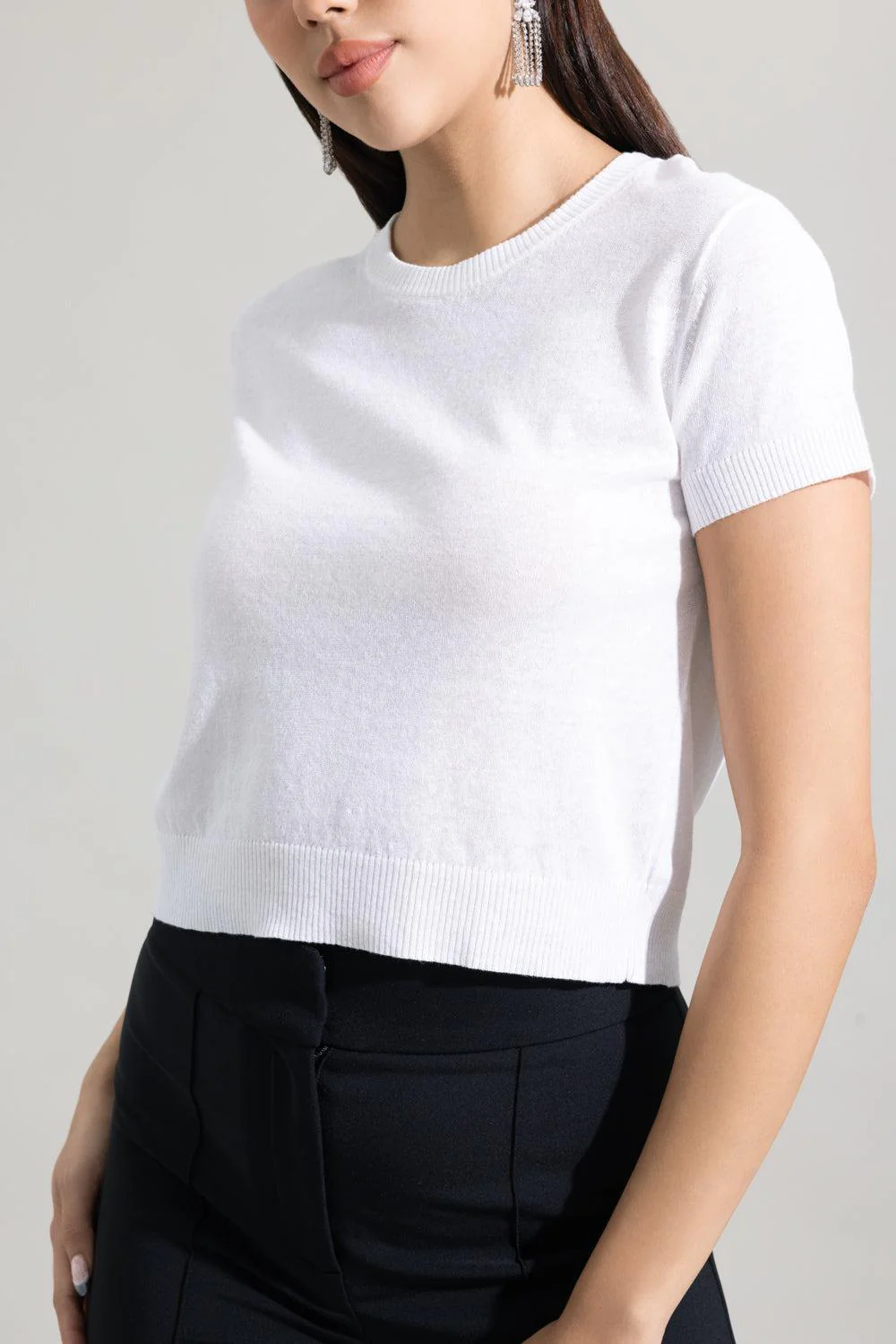 Short Sleeve Crop Crewneck Sweater - Image 3