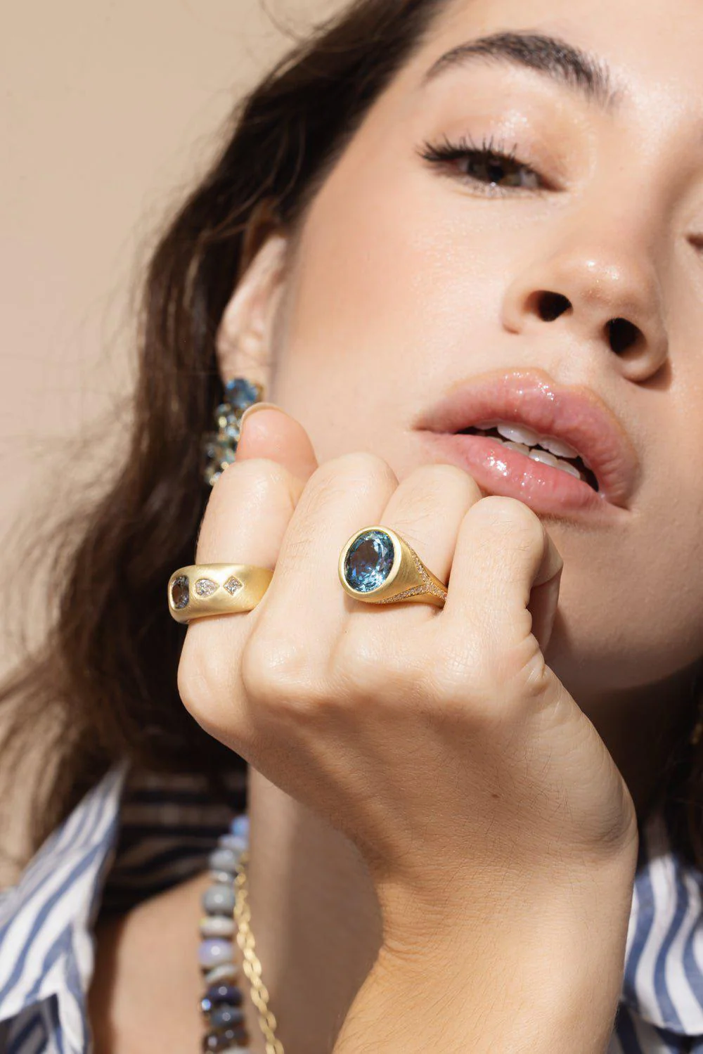 Aquamarine Diamond Bezel Ring - Image 4
