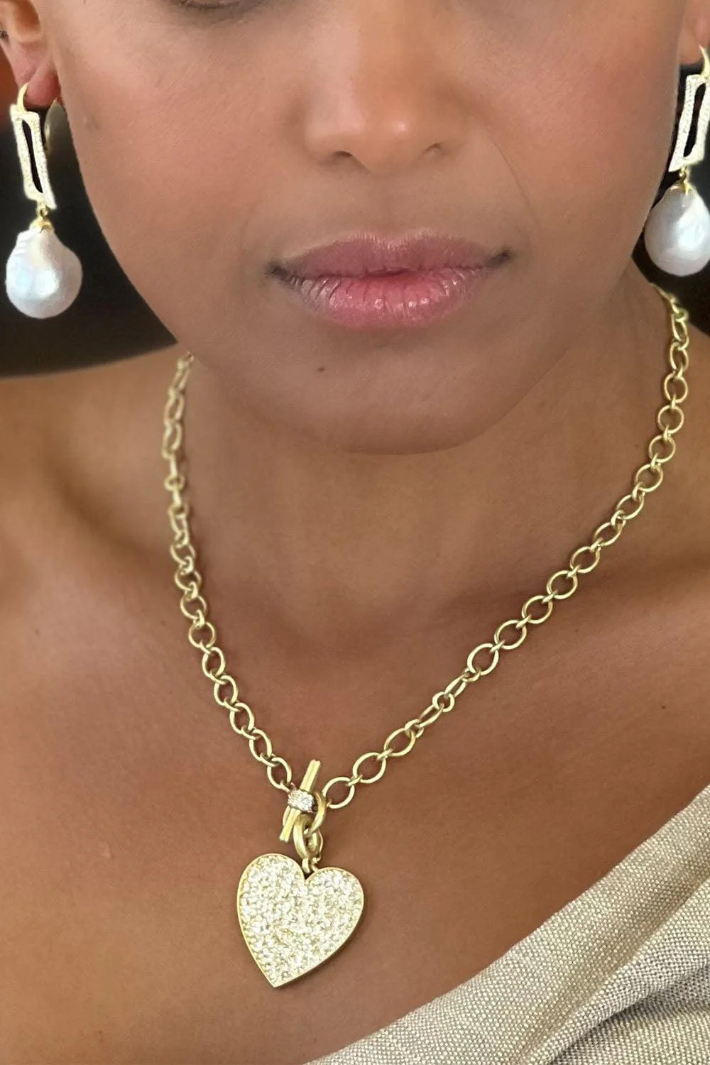 Small Diamond Toggle Chain Necklace - Image 2