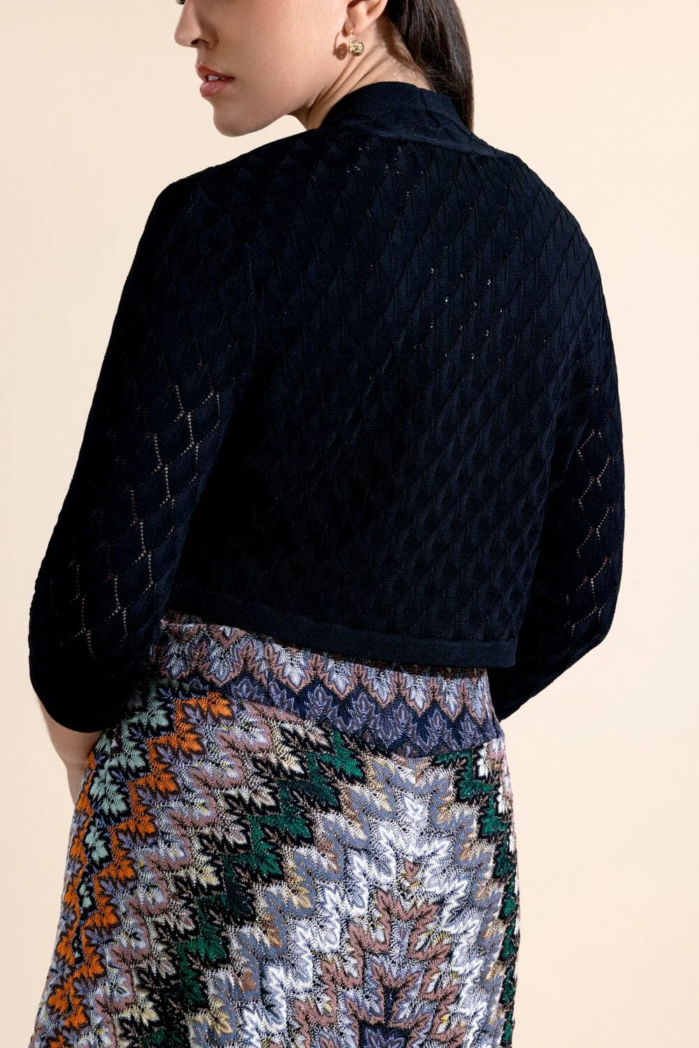 Three Quarter Sleeve Knit Bolero - Black - Image 4