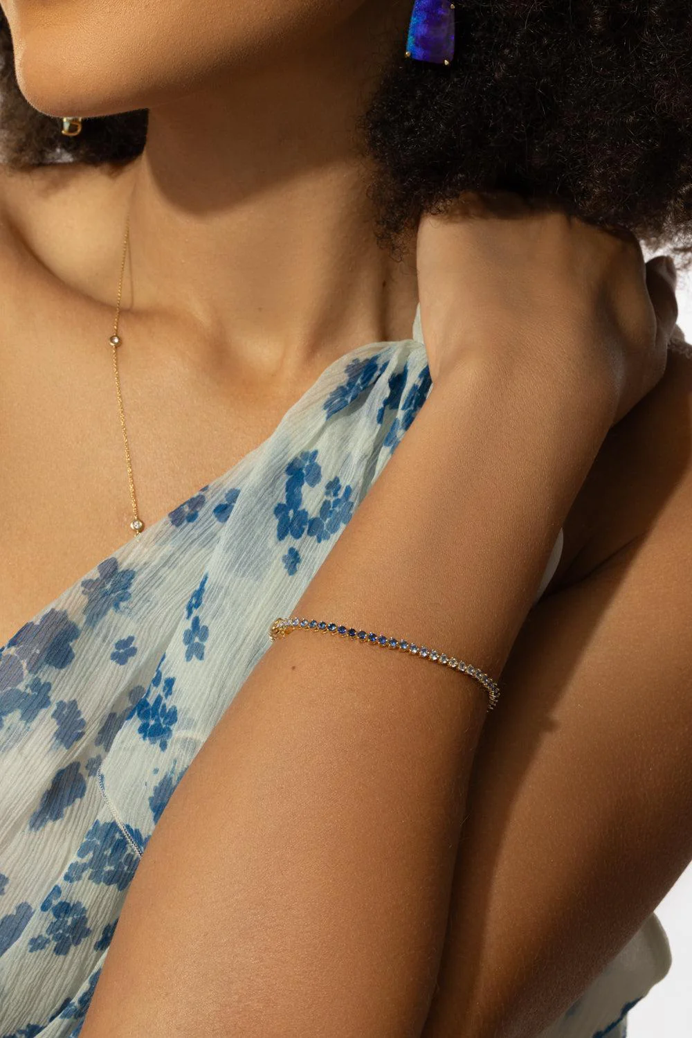 Blue Sapphire Ombre Bracelet - Yellow Gold - Image 2