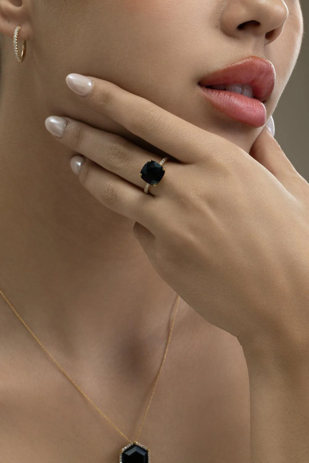 Diamond Black Onyx Cushion Ring - Image 3