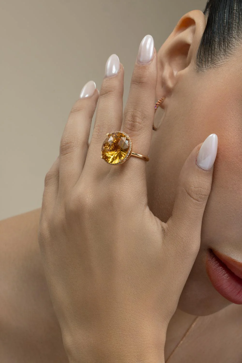 Diamond Citrine Round Ring - Image 2