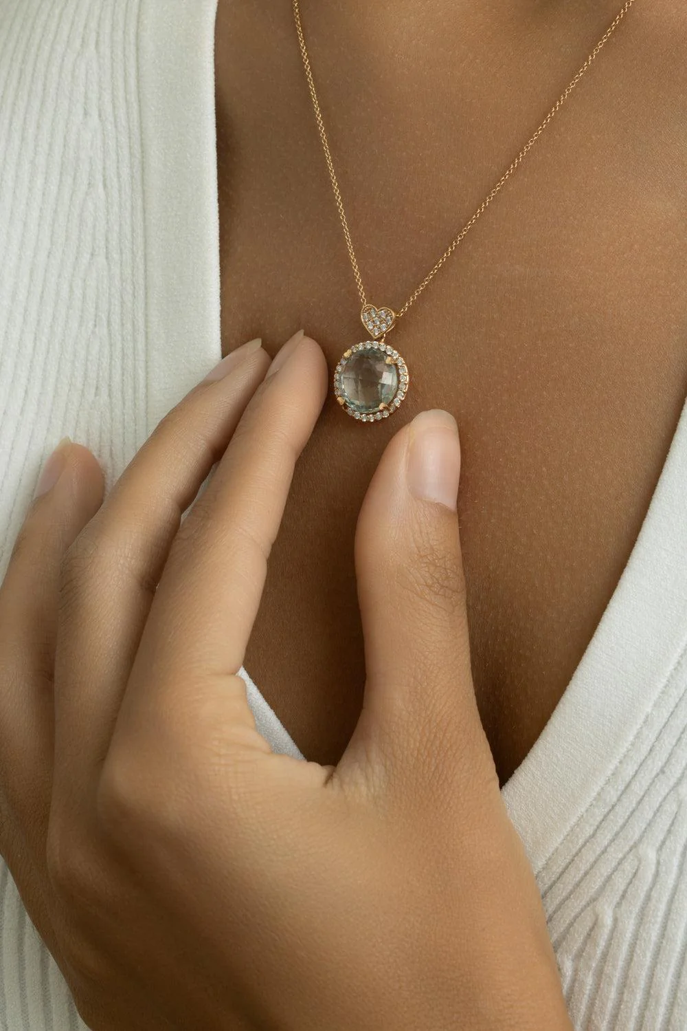 Diamond Quartz Round Necklace - Image 2