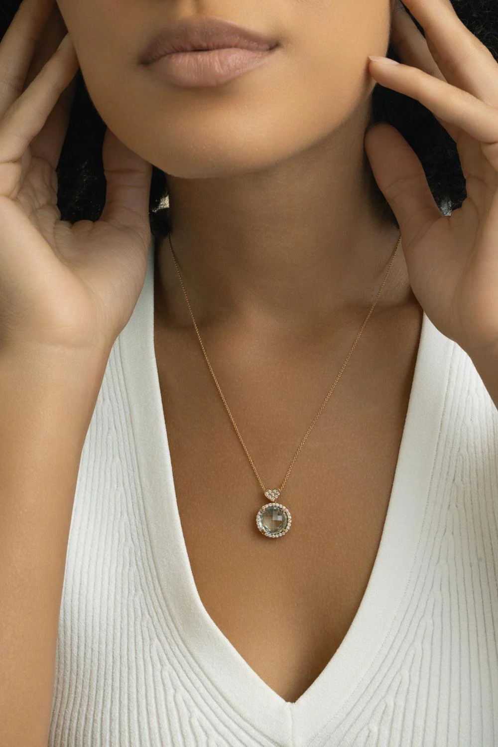 Diamond Quartz Round Necklace - Image 3