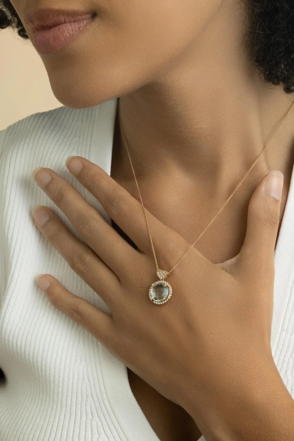 Diamond Quartz Round Necklace - Image 4