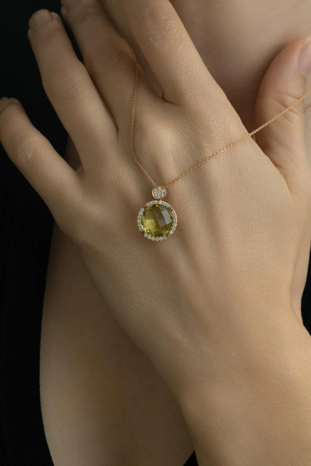 Lemon Quartz Diamond Round Necklace - Image 3