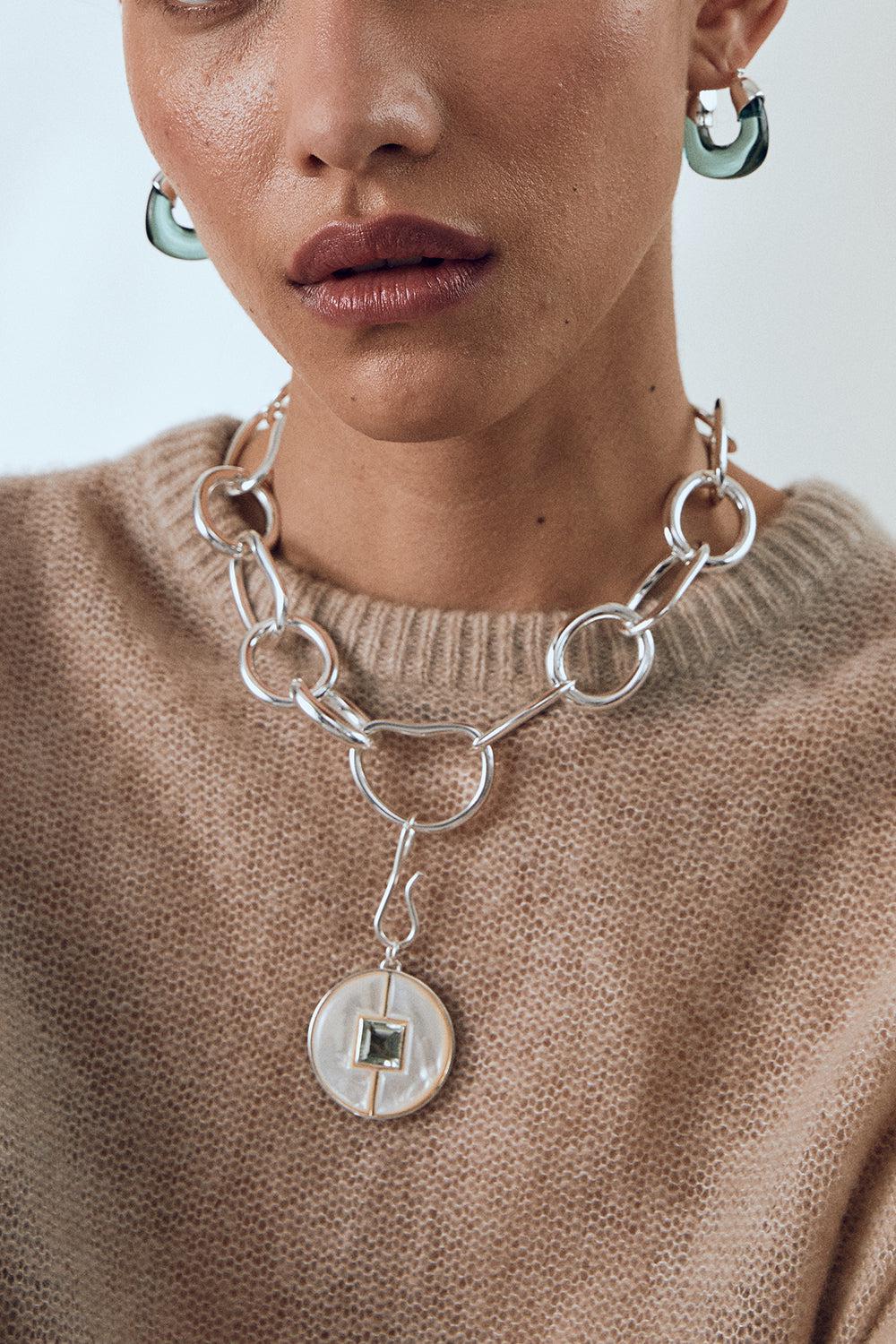 Pearl Porto Pendant - Image 2