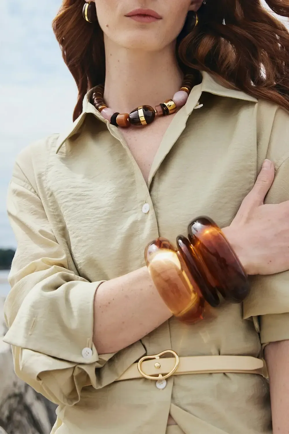 Tortoise Arc Cuff Bracelet - Image 2