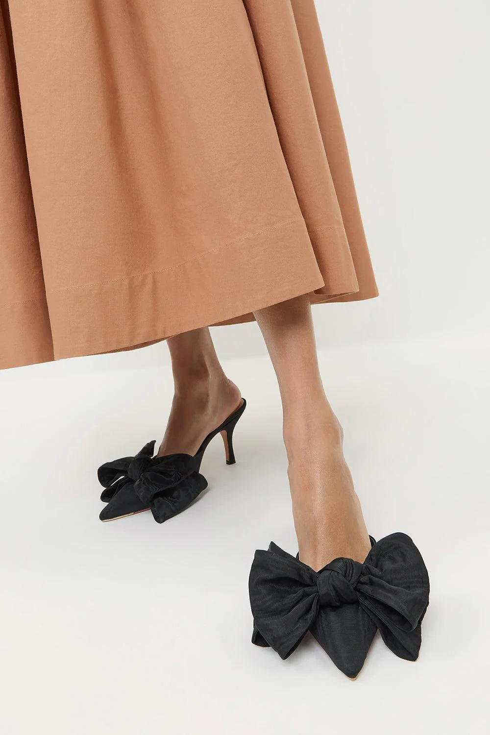 Margot Mule - Image 2