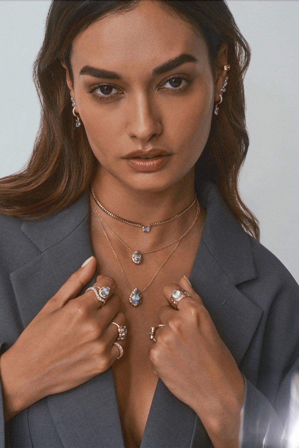 Queen Sprinkled Diamond Water Drop Aquamarine Necklace - Image 3