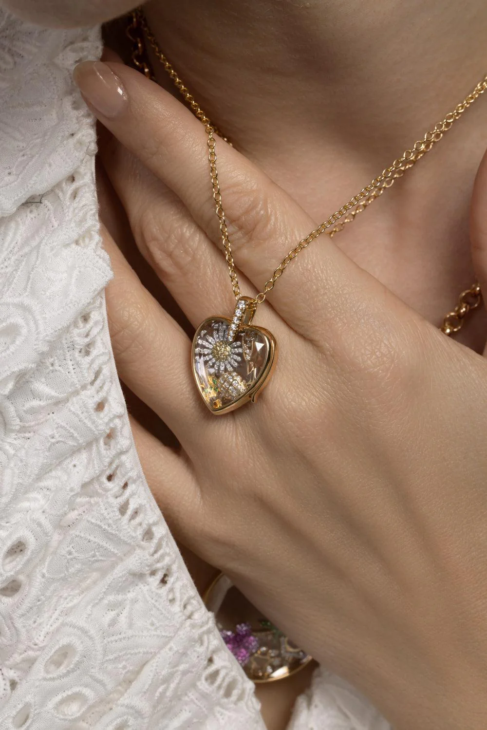 Diamond Amate Heart Locket Rolo Chain Necklace - Image 3