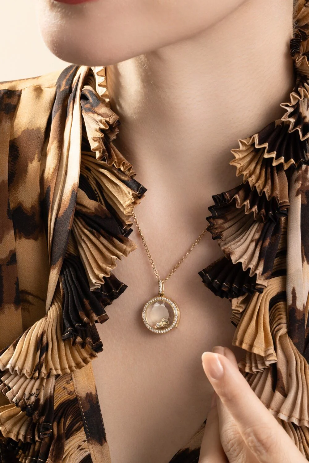 Helios Round Diamond Locket Necklace - Image 2