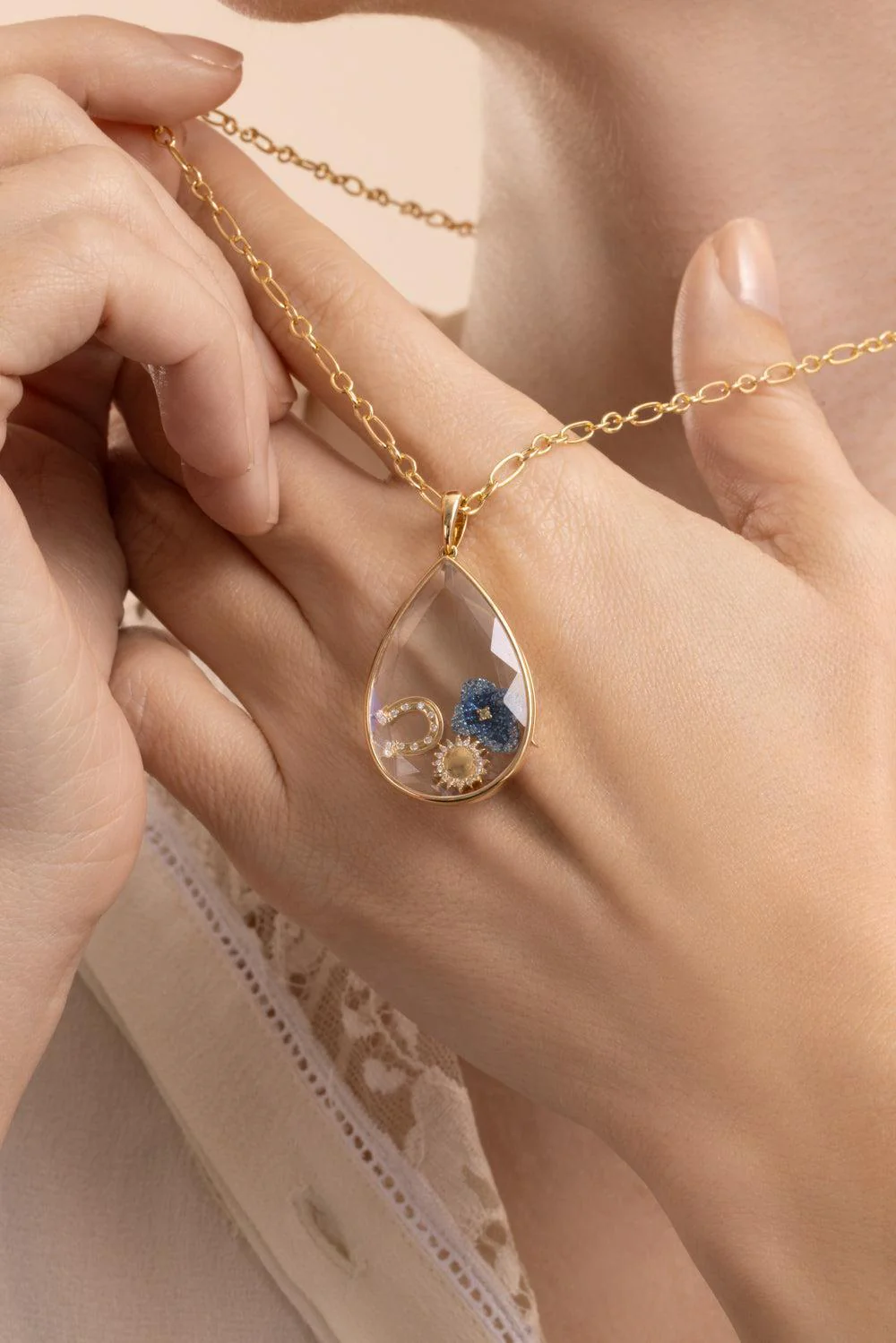 Nova Teardrop Locket - Image 3