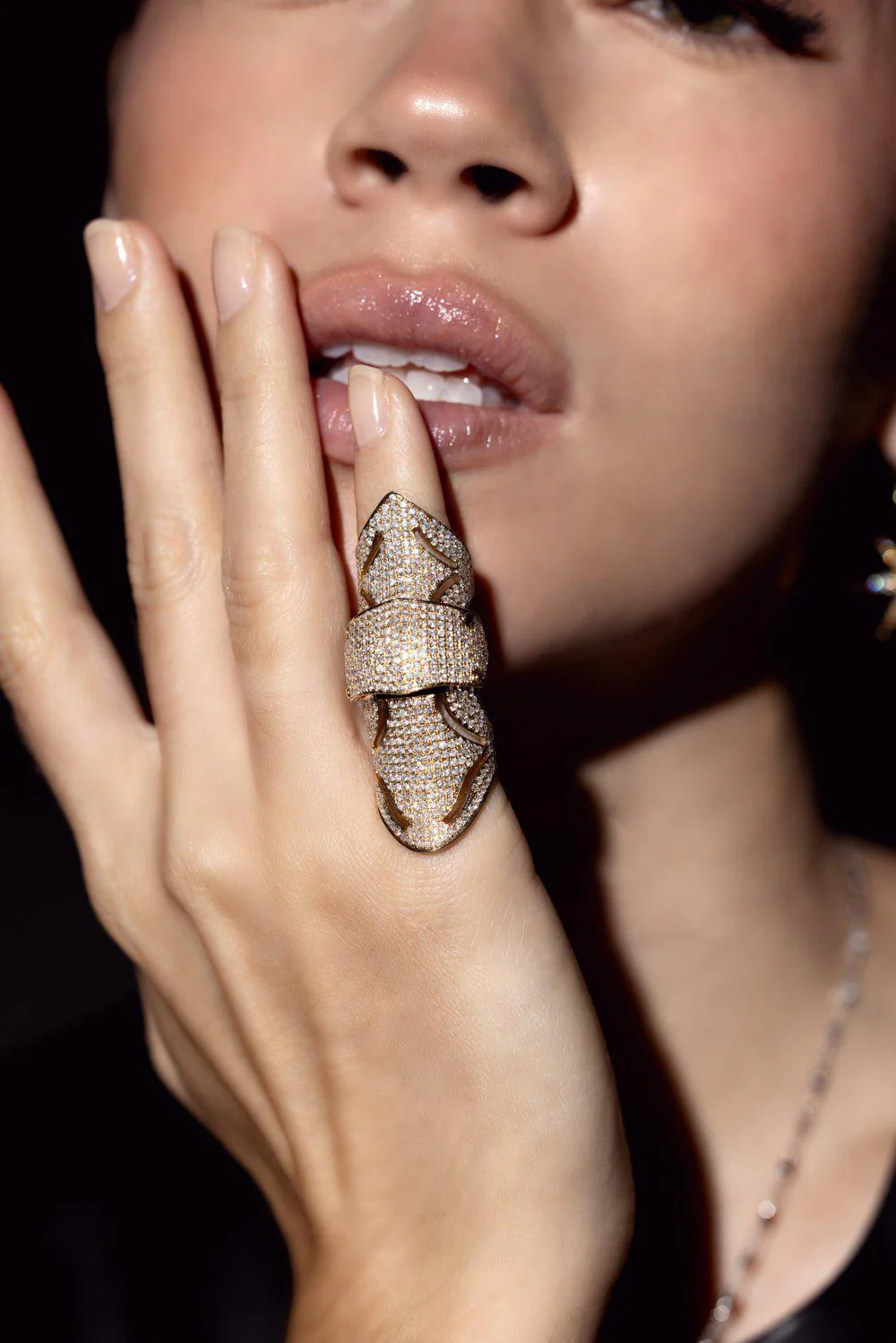 All Over Diamond Bondage Ring - Image 2