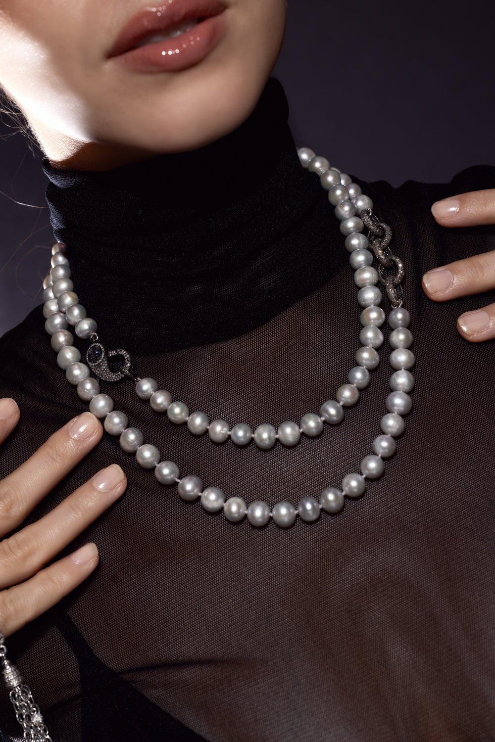 Pearl Chain Link Necklace - Image 3