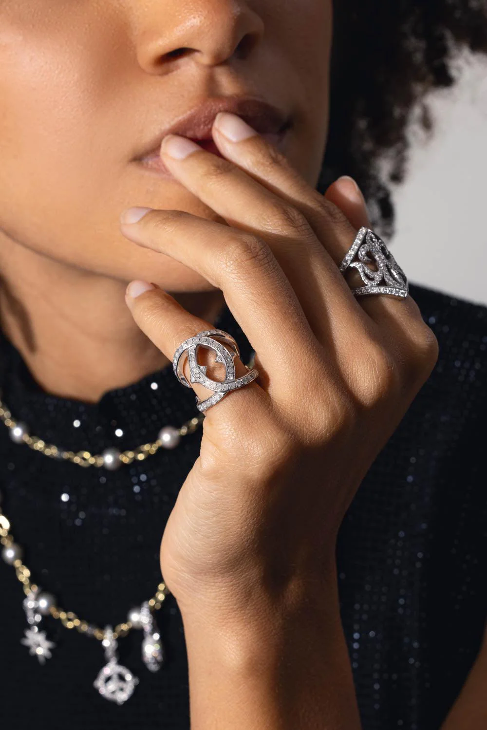 Small Diamond Interlink Ring - Image 3