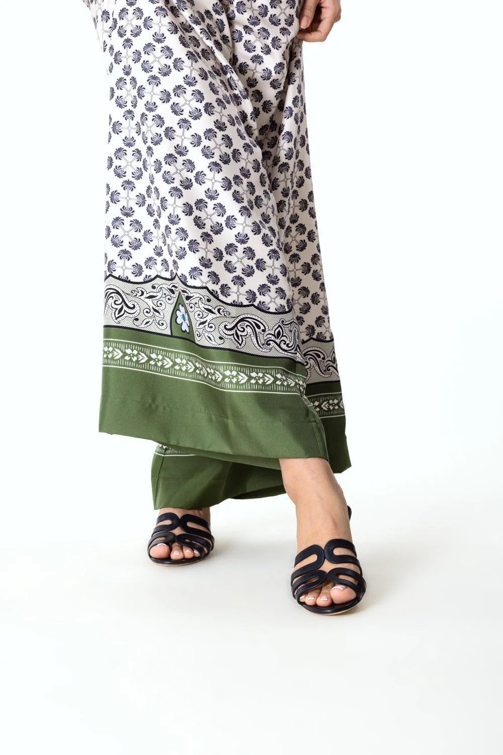Ahwak Mule - Black - Image 4