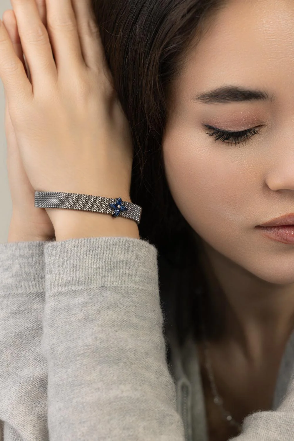 Sapphire Diamond Stretch Bracelet - Image 3