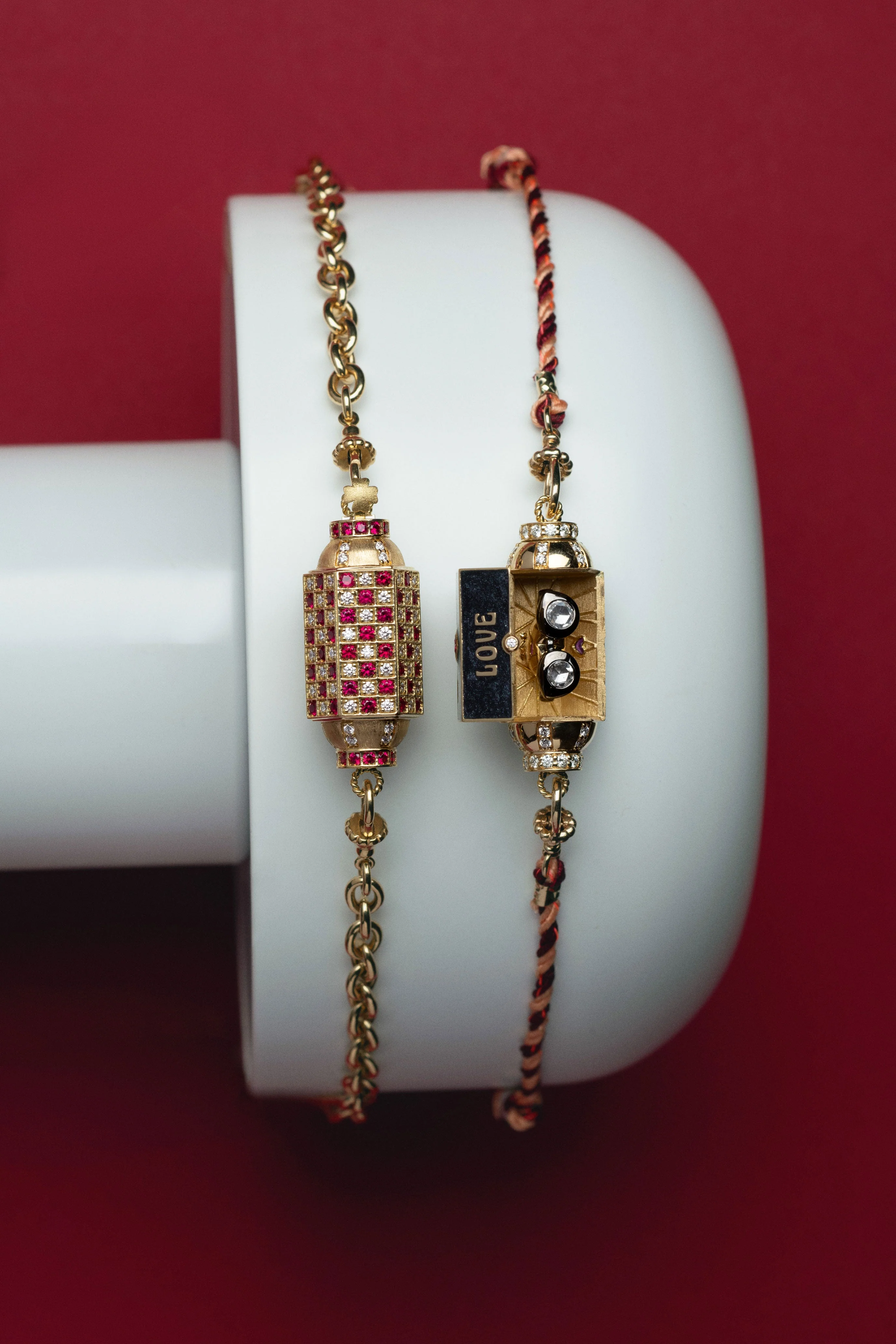 Love Is Blind Locket Necklace - Image 2