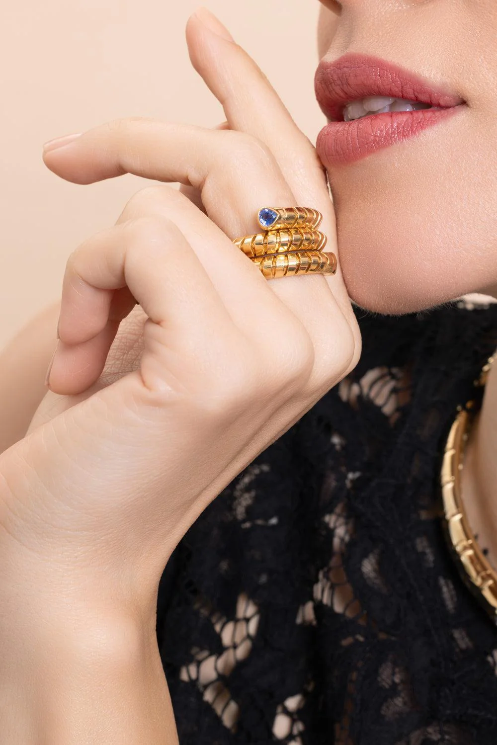Blue Sapphire Trisola Spiral Ring - Image 2