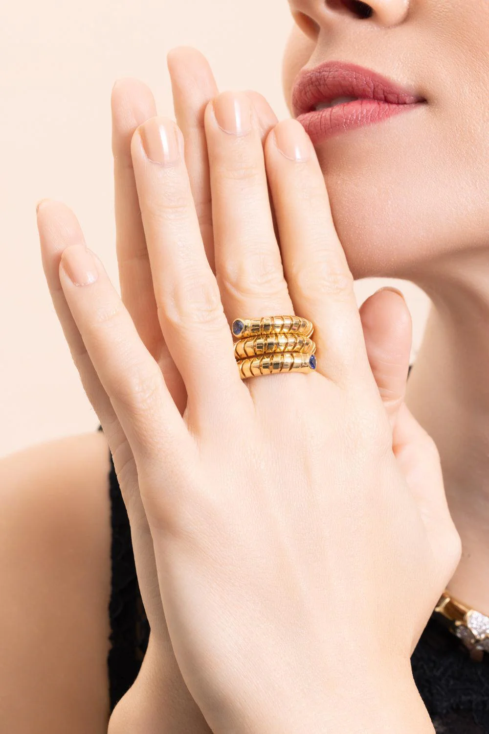 Blue Sapphire Trisola Spiral Ring - Image 3