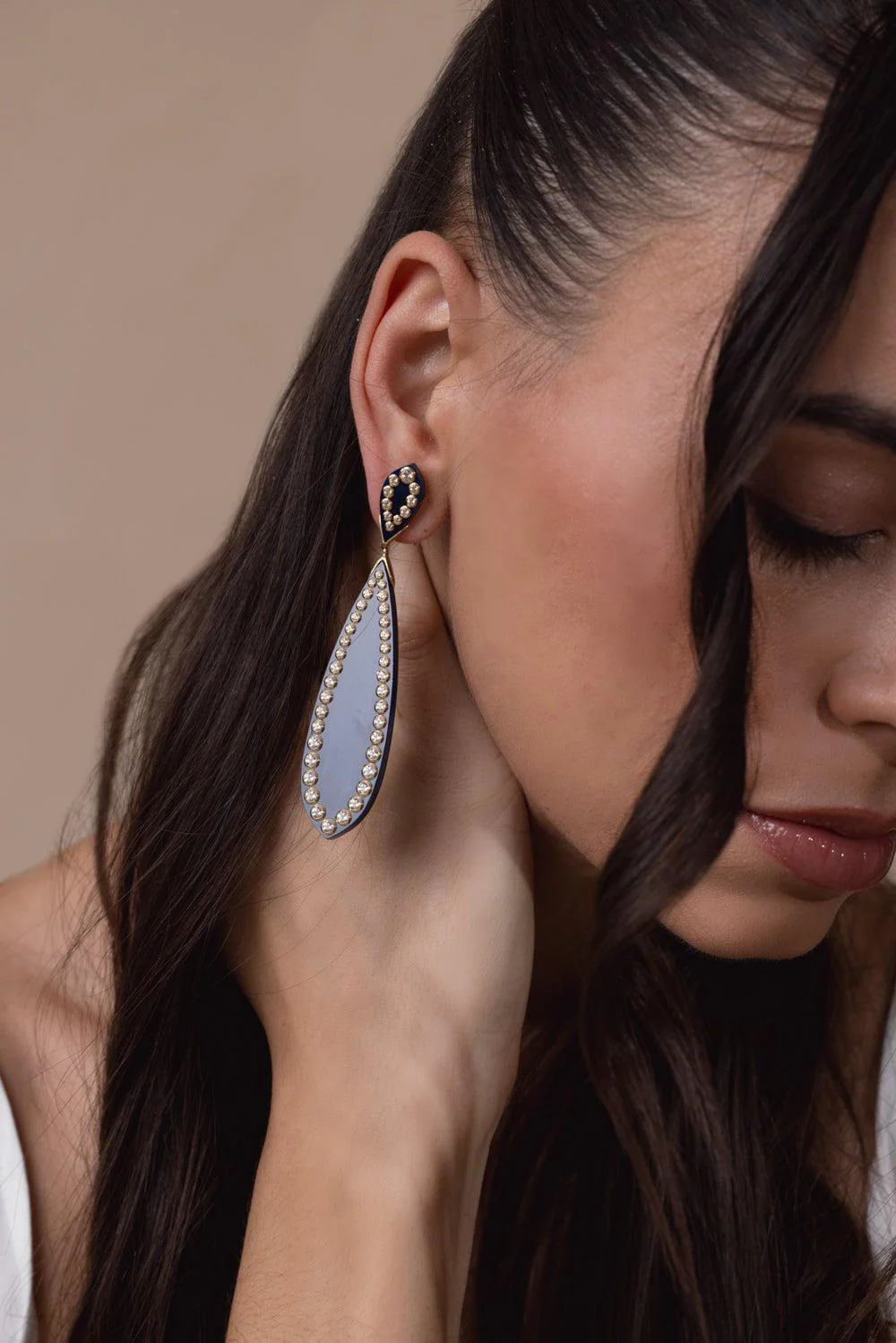 White Topaz Blue Bakelite Earrings - Image 5
