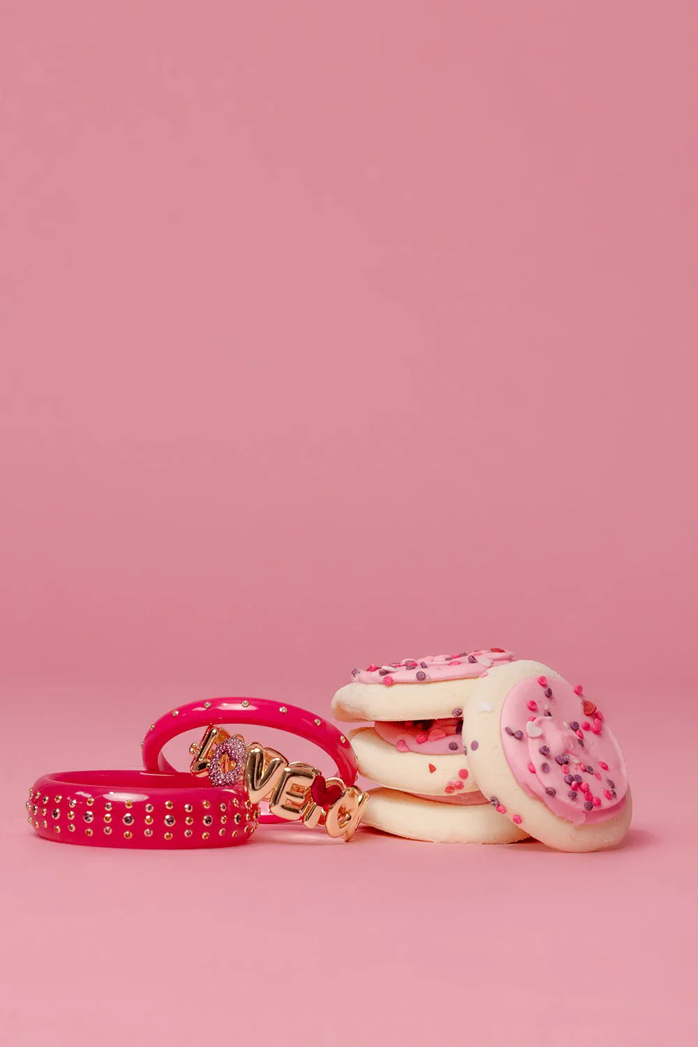 White Topaz Pink Bakelite Bangle - Image 5
