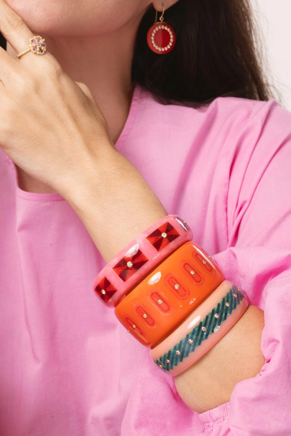 Yellow Sapphire Orange Red Bakelite Bangle - Image 4