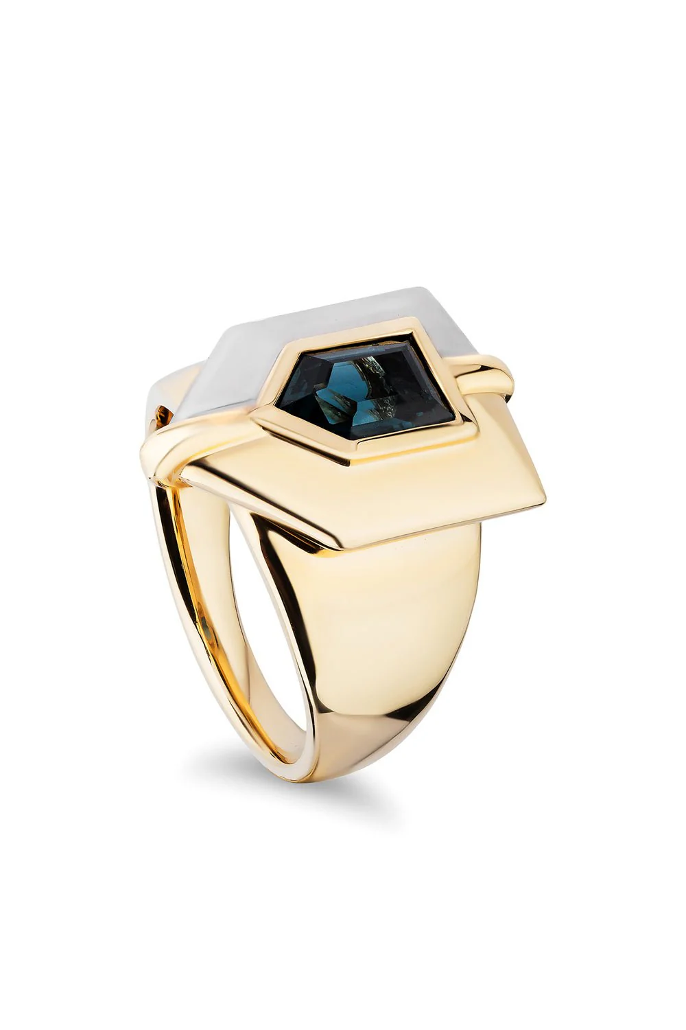 Shield Ring