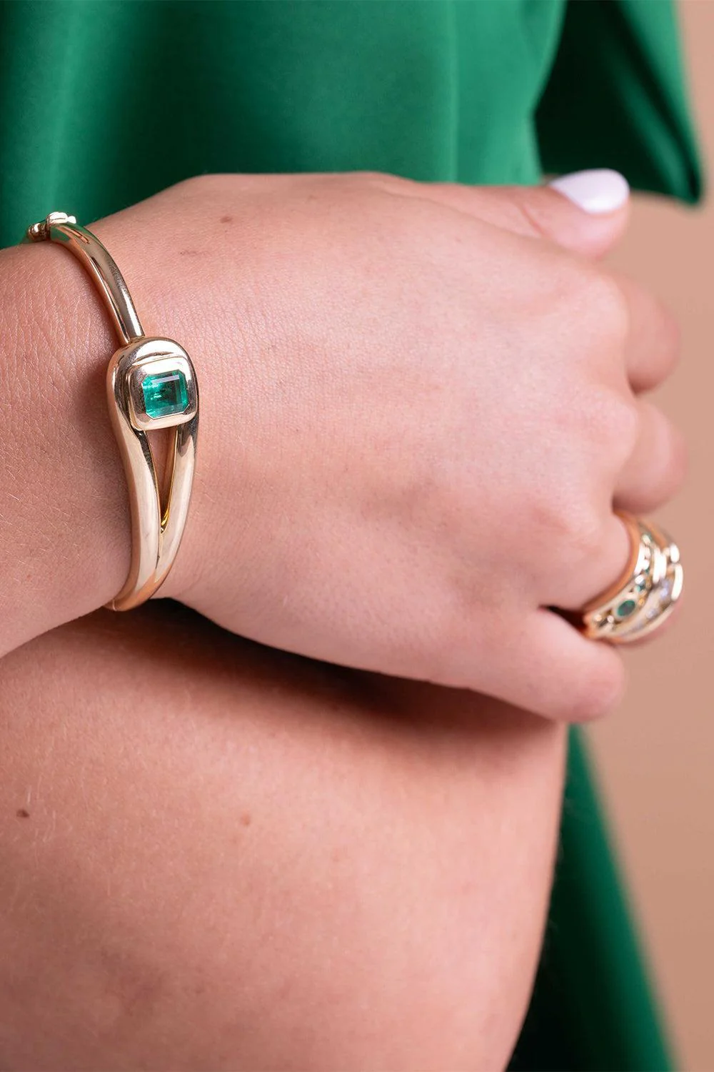 Slingshot Lasso Bangle Bracelet - Image 3
