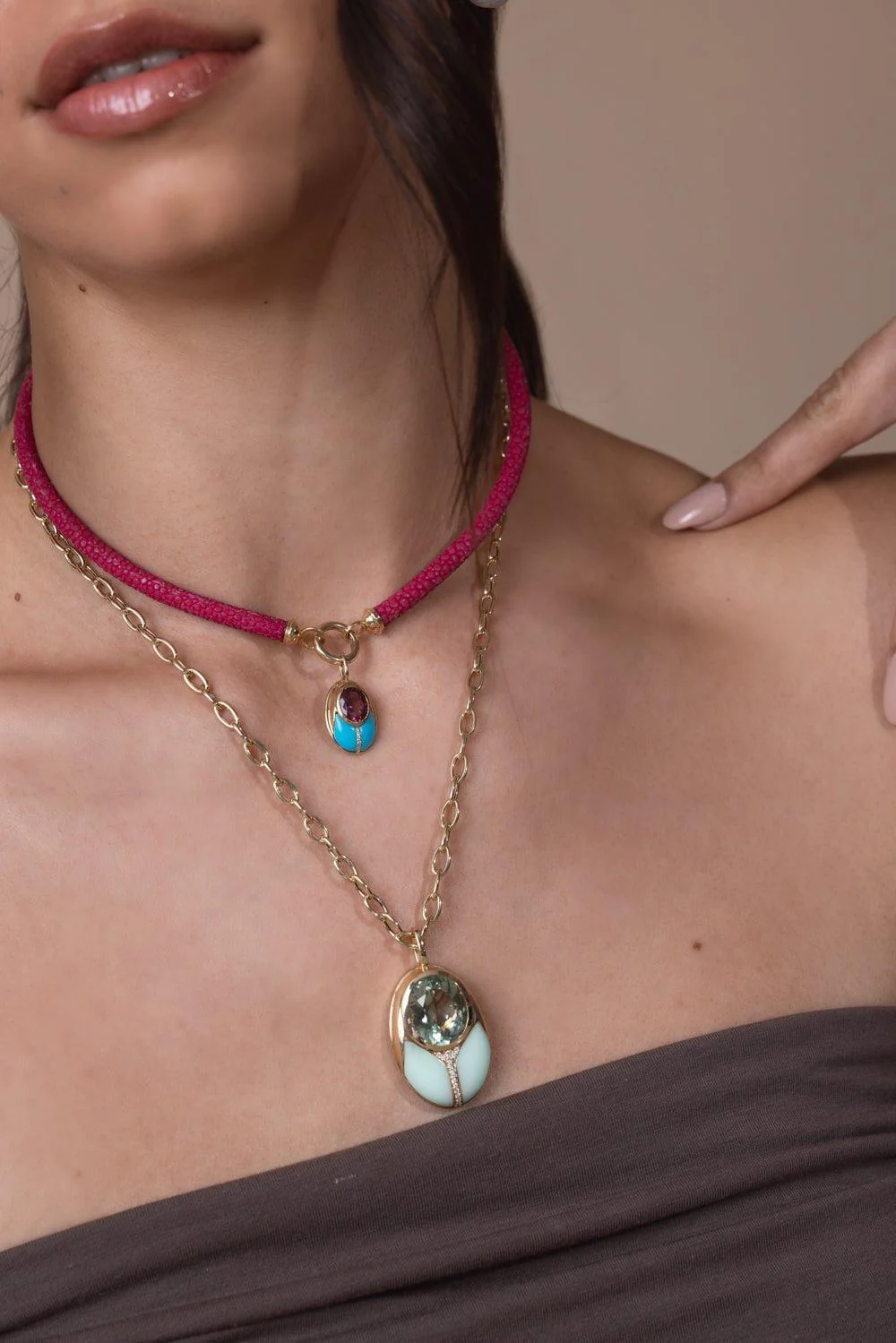 Tourmaline Love Bug Pendant - Image 5