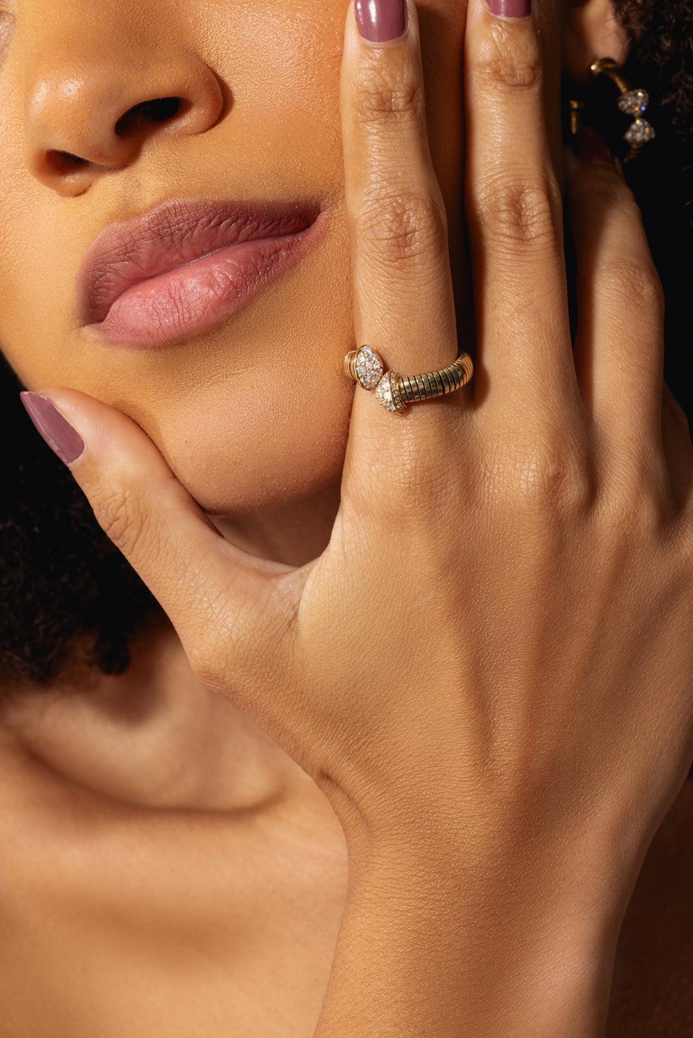 Rugiada Diamond Tip Ring - Image 4