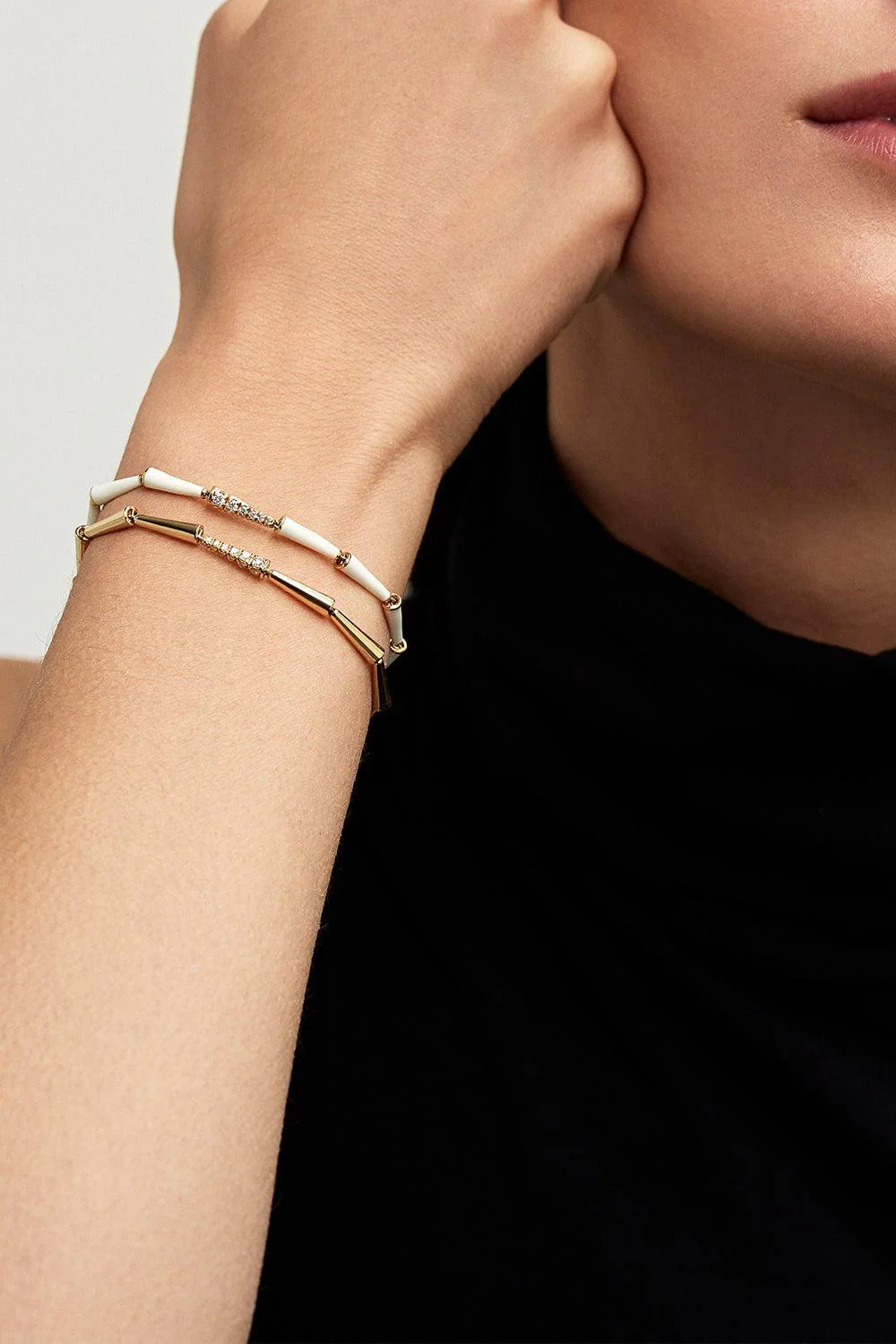 Lola Linked Bracelet - Image 2