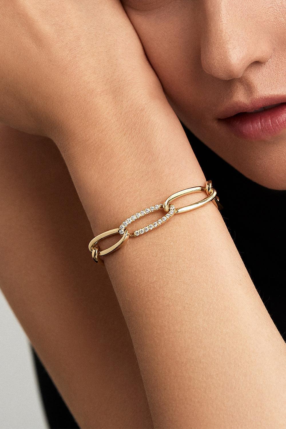 Partial Diamond Link Medium Lulu Bracelet - Image 2