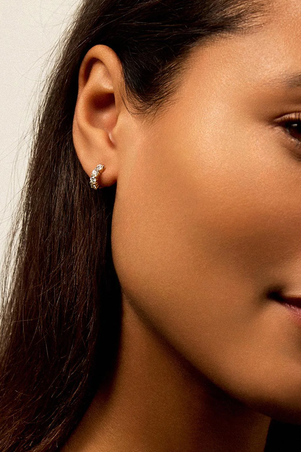 Sadie Diamond Huggie Hoop Earrings - White Gold - Image 2