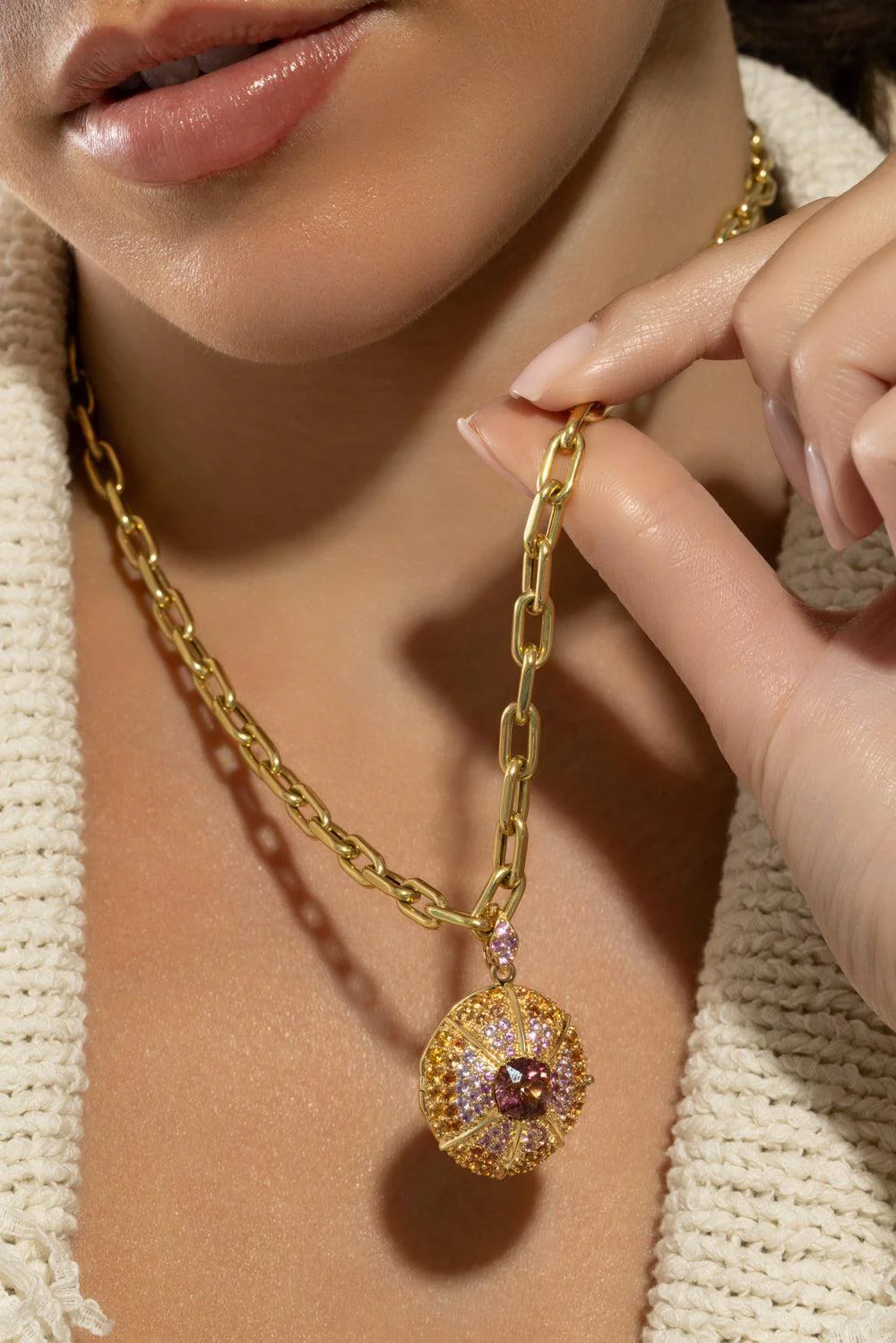 Elongated Chain Link Necklace - Image 2