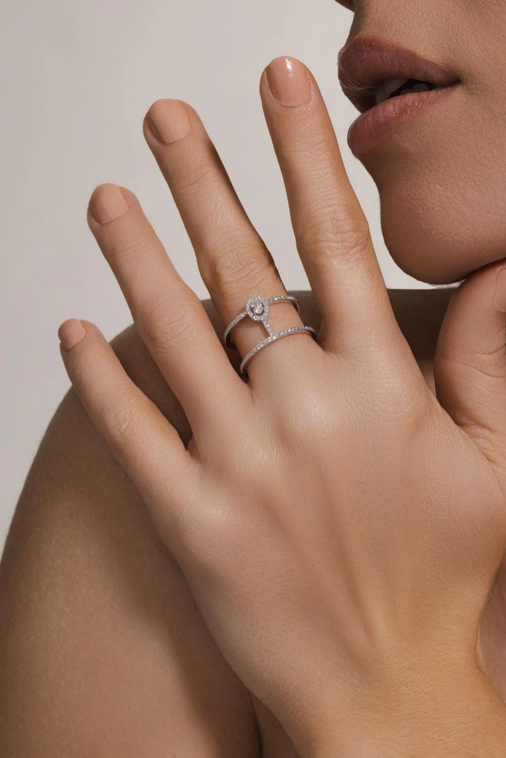 Glam'Azone 2 Rows Pavé Ring - Image 2