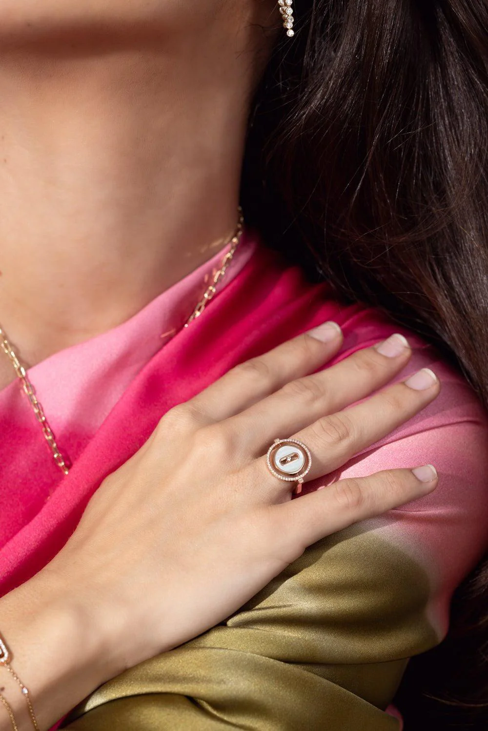 Lucky Move Small White Mother Of Pearl Ring - Image 4