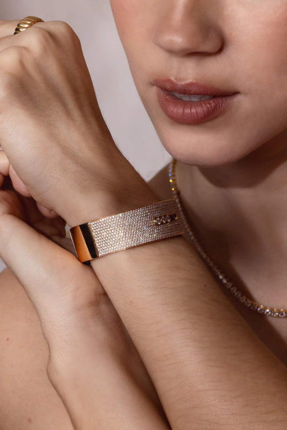 Move Noa Cuff Bracelet - Image 4