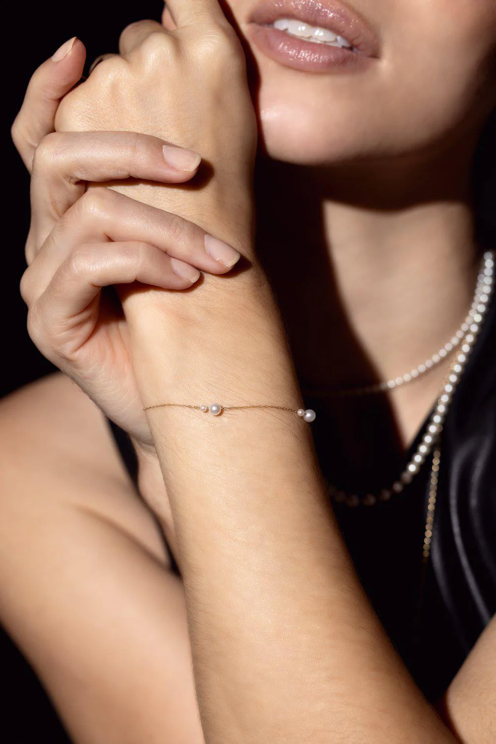 Kissing Pearl Bracelet - Image 3