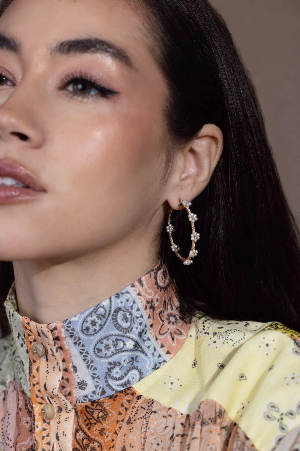 Day Dream Flower Hoop Earrings - Image 4