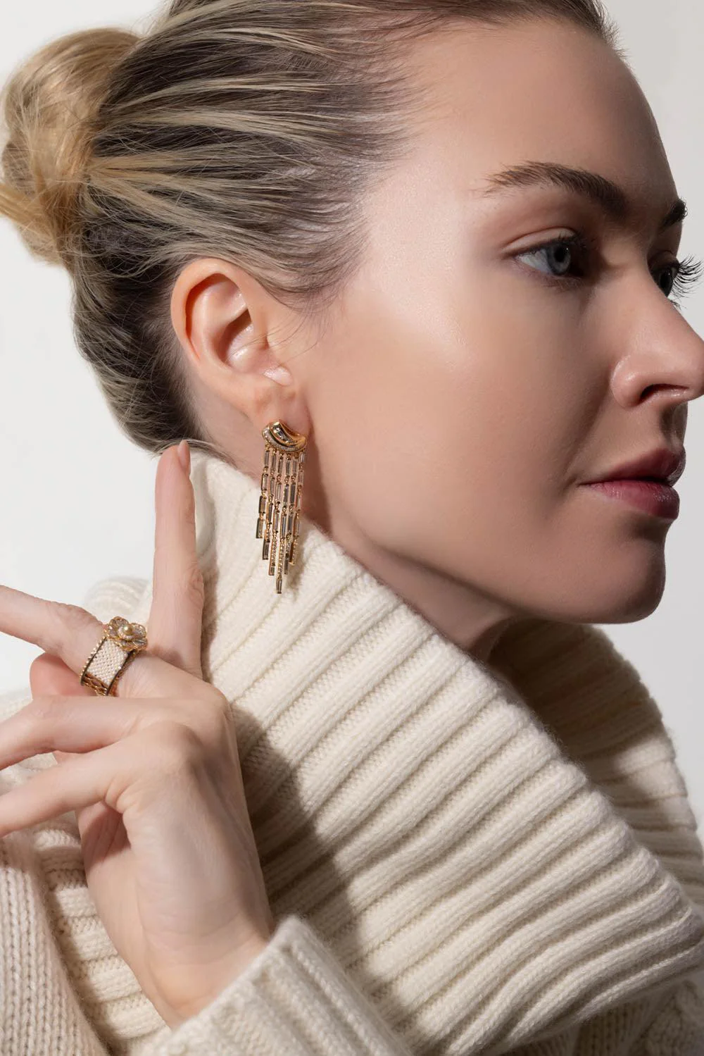 Diamond Nuur Earrings - Image 3