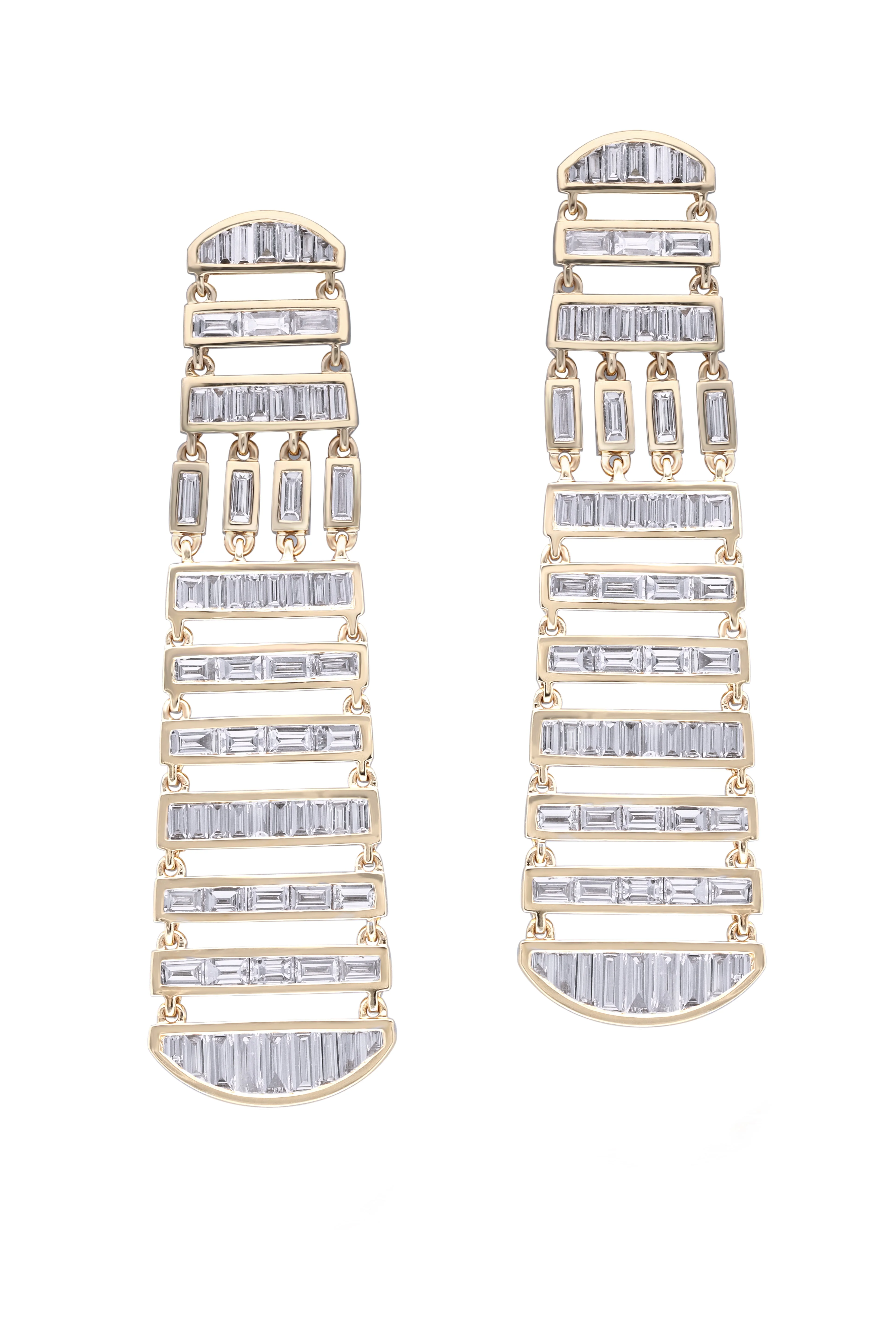 Nuur Long Earrings